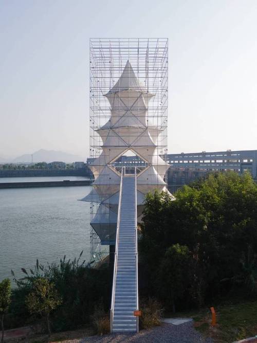 层叠之界 当水闸管理用房升华为观景灯塔